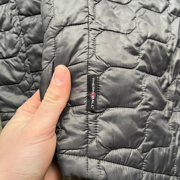 The North Face Boys Thermoball Full Zip Quilted Puffer Jacket Grey L NF0A3CPZ - Picture 5 of 10